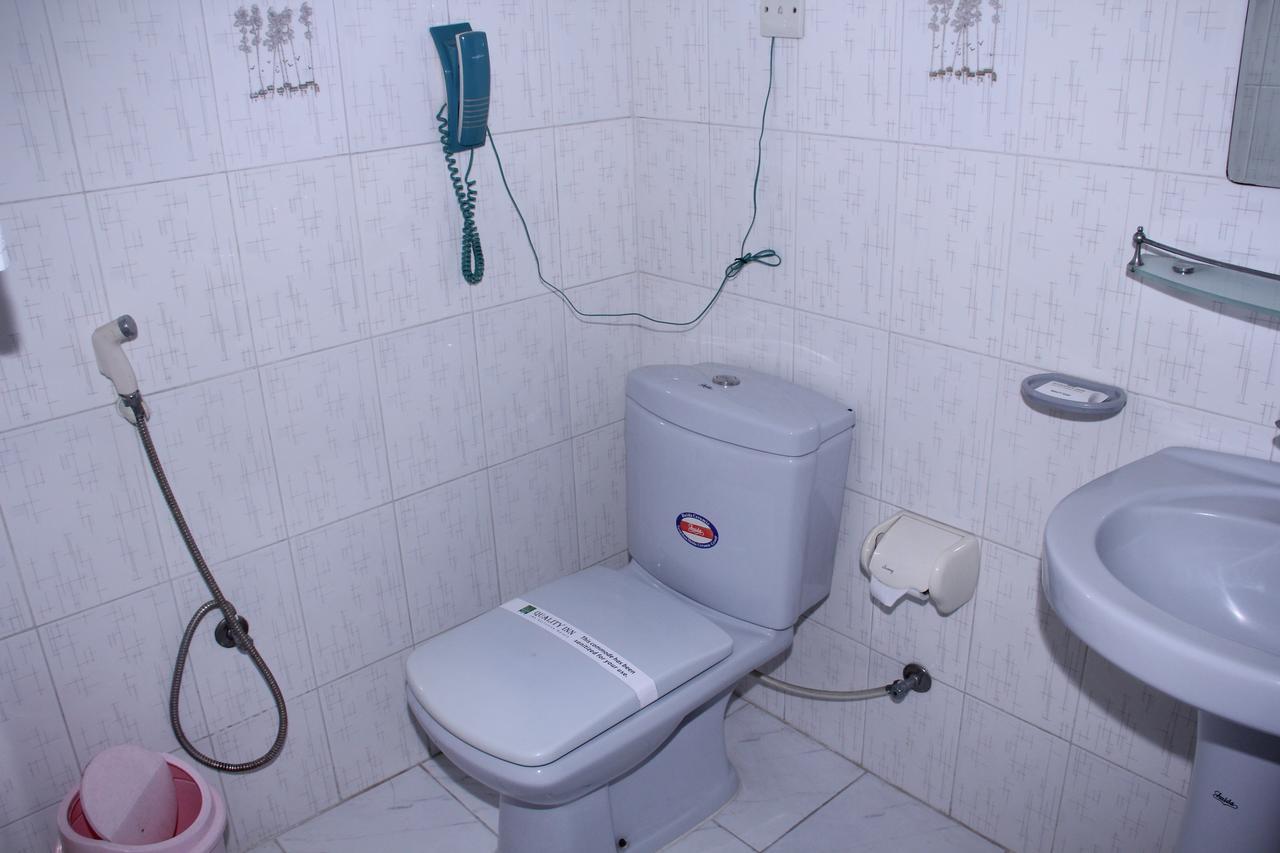 Quality Inn Dhaka Eksteriør billede